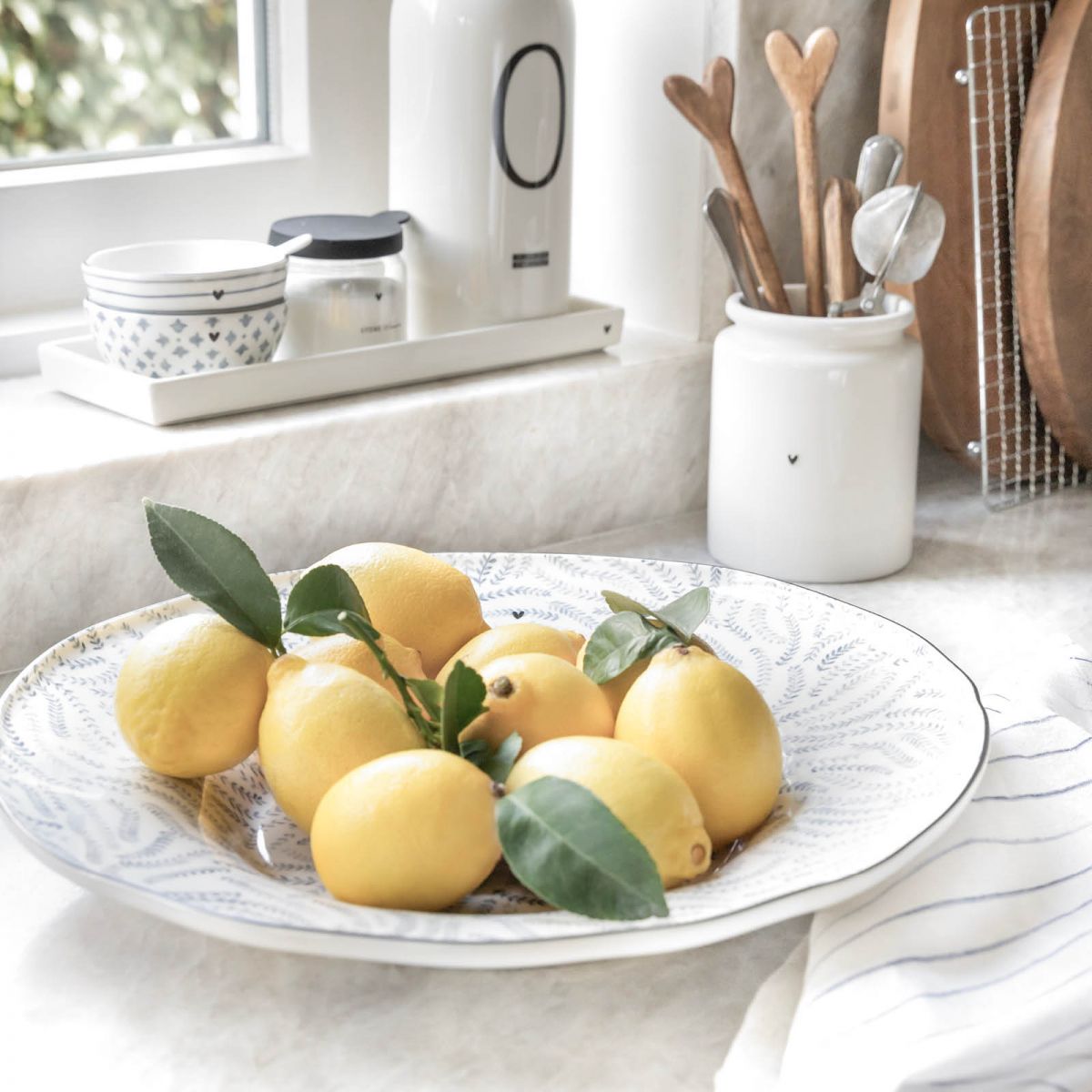 Bowl Fruit Iris Blue